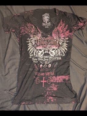 Women’s Affliction Black & Pink Graphic Skull, Cross, And Wings V-Neck Tee